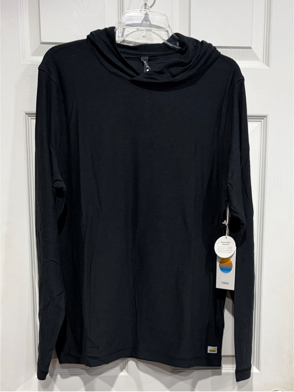 Vuori Men's Medium Strato Tech Hoodie Black Heather Nwt Ultrasoft Moisture